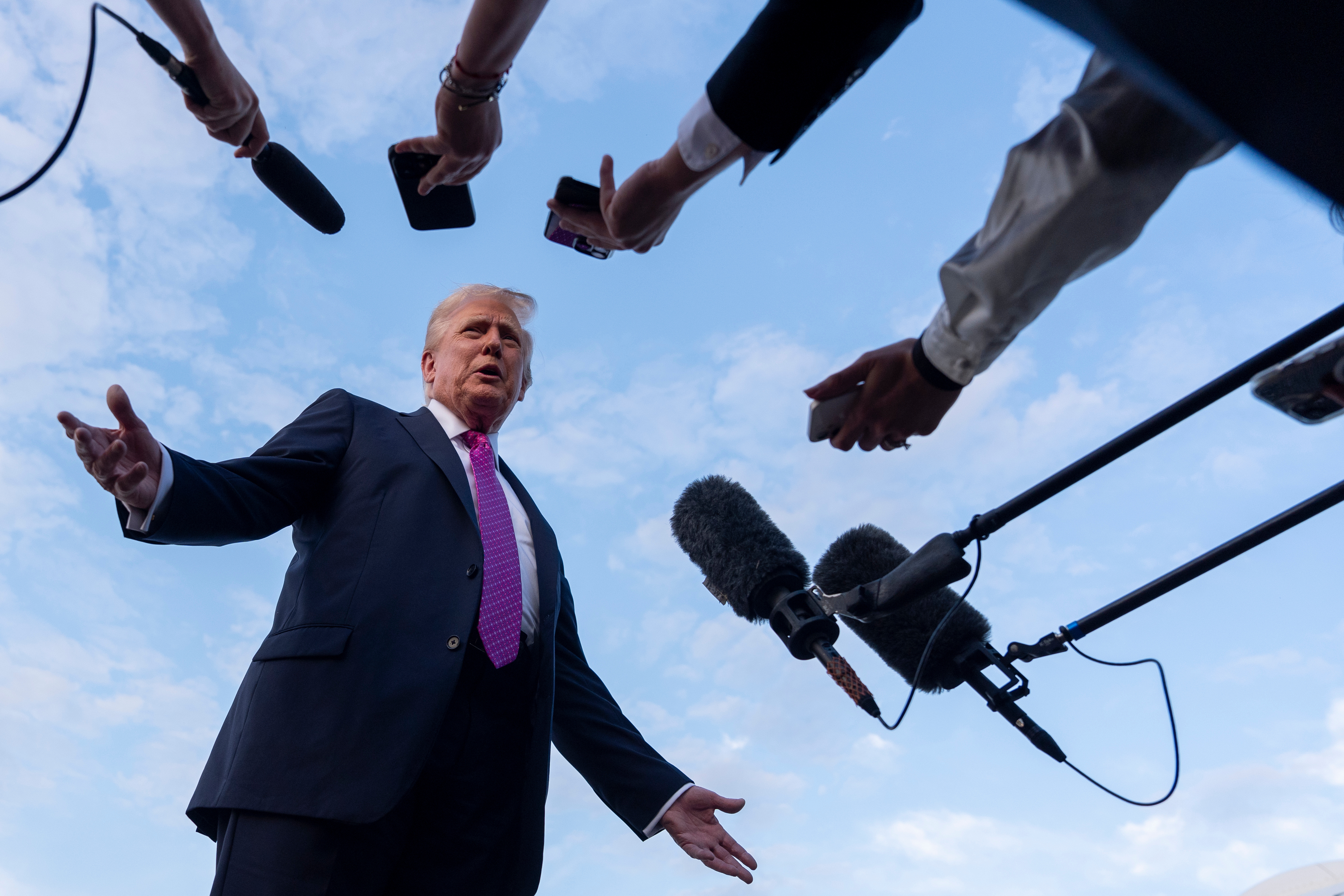 Experts say Trump unlikely to win Nobel Peace Prize