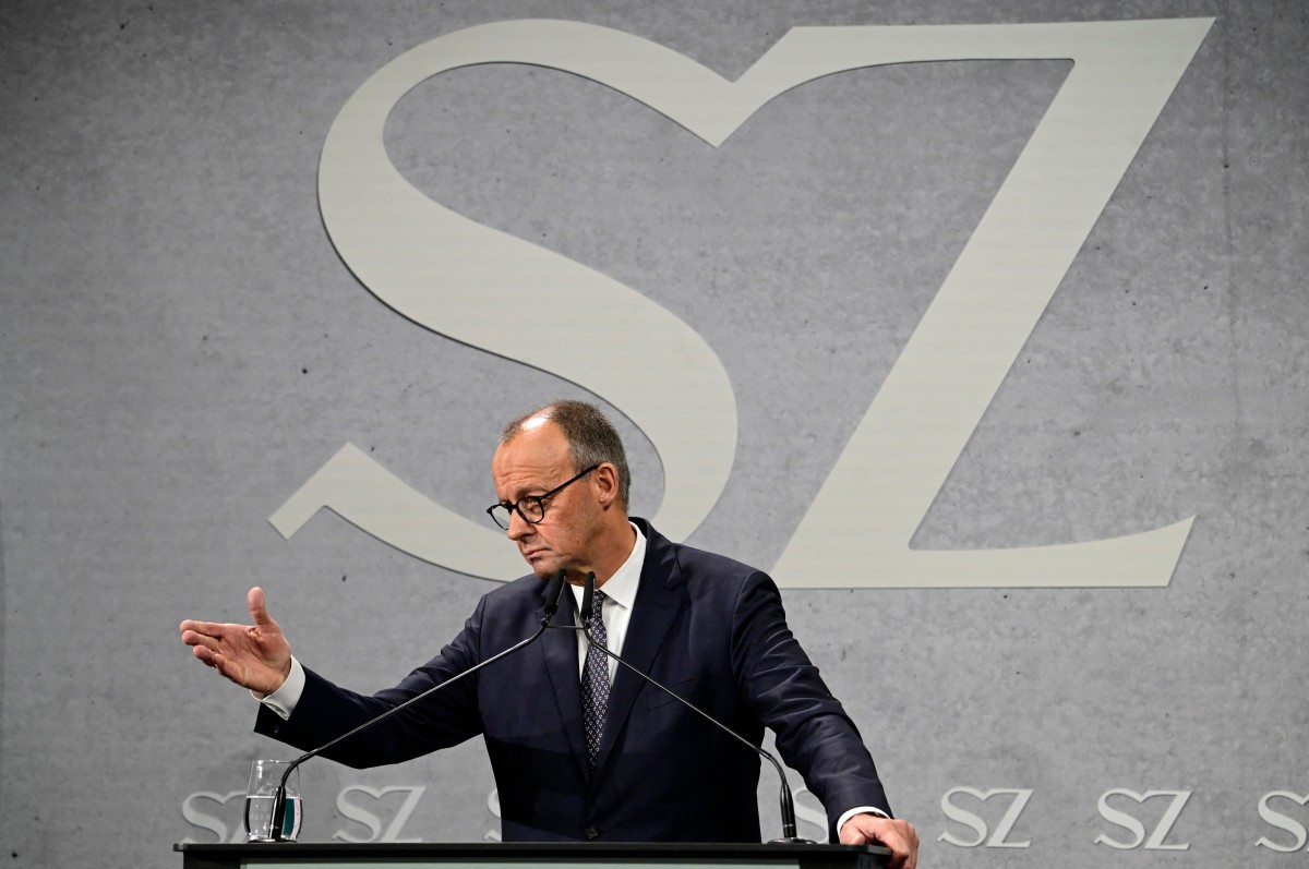 Germany to lift curbs on arms exports to Israel