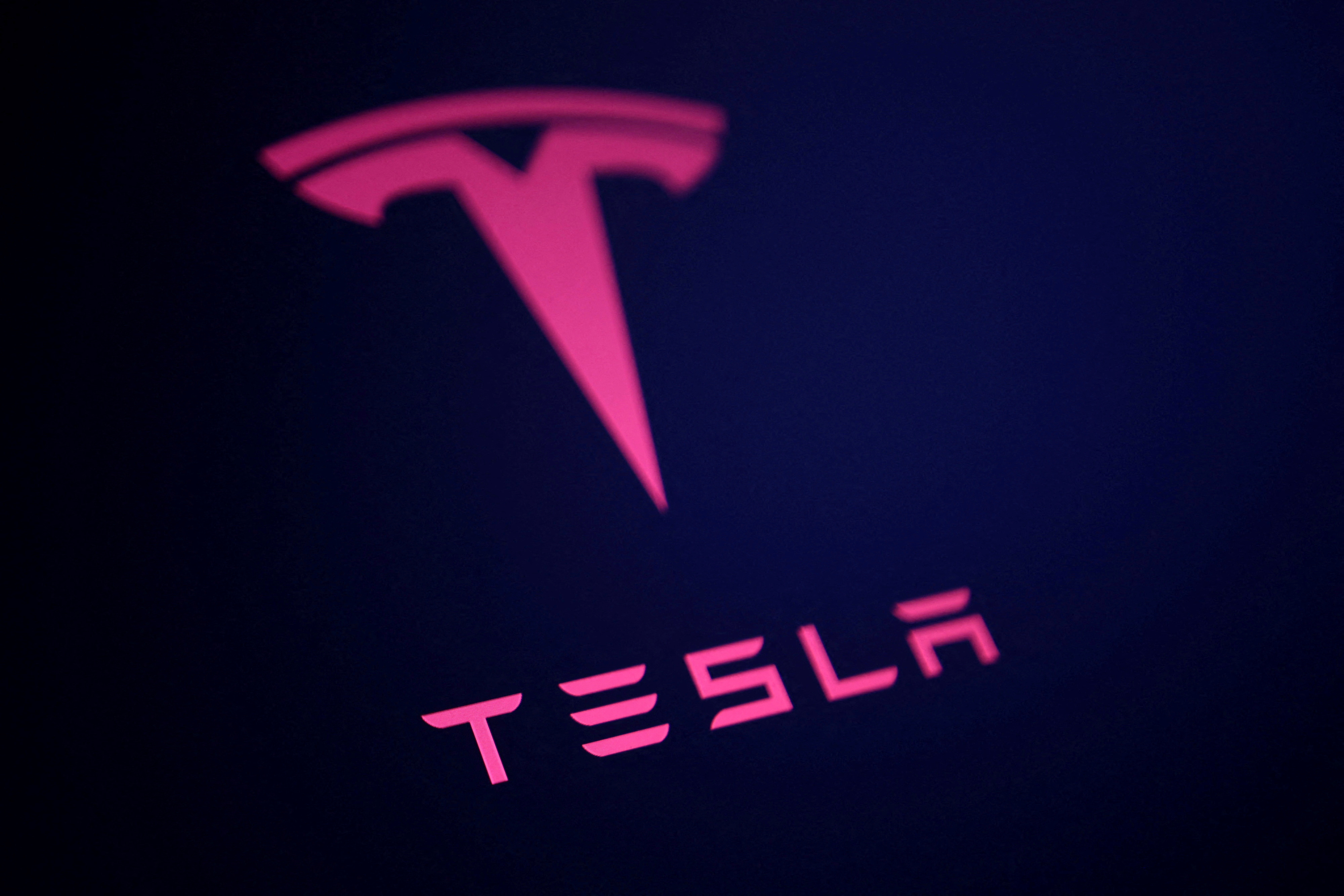 Tesla logo