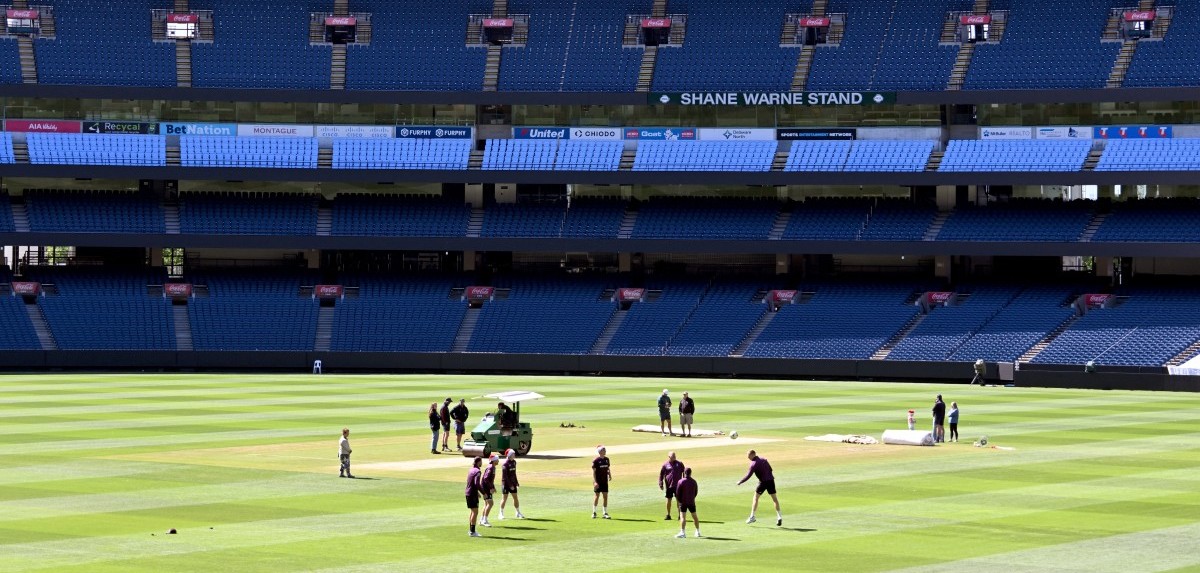 Australia opts for all-pace attack in fourth Ashes Test