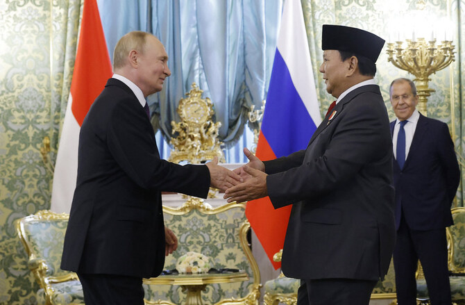 Indonesian president to meet Putin in Russia for oil talks