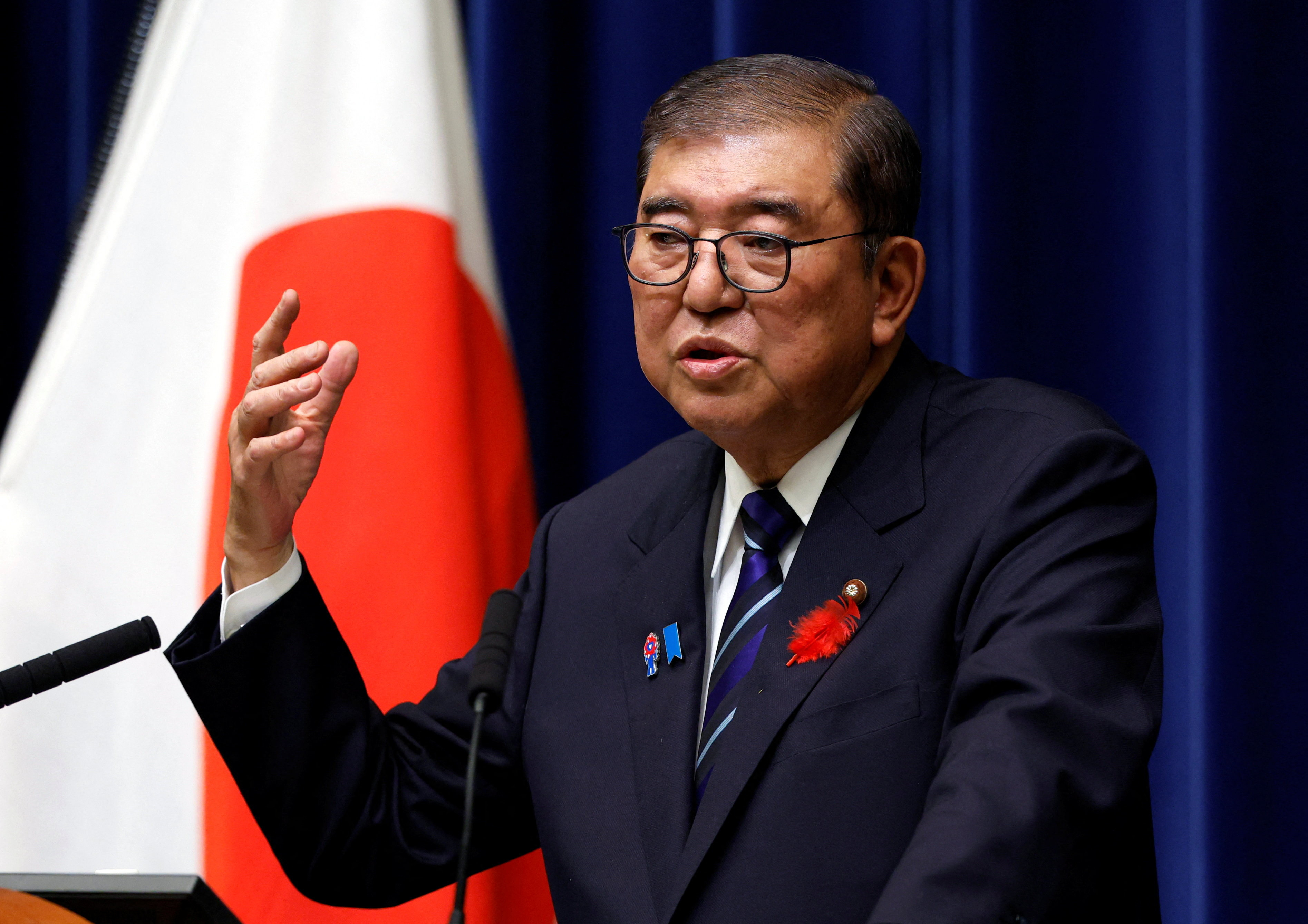 Japan in political uncertainty as opposition seeks to oust ruling party