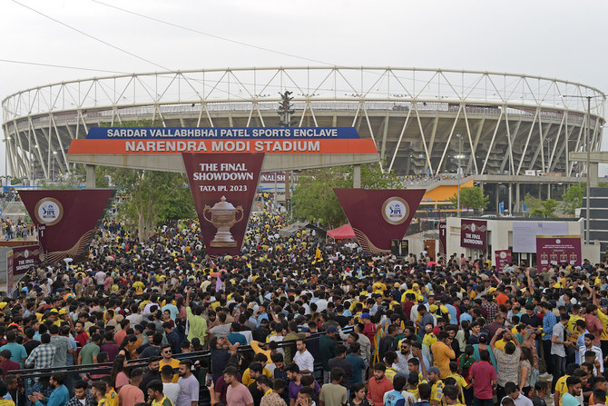 Phones stolen at IPL match leave spectators disappointed