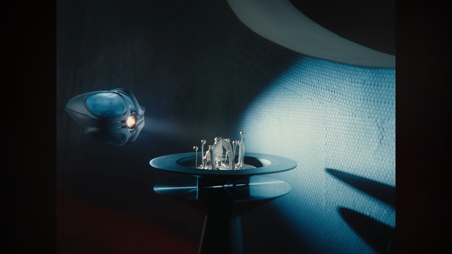 (Screenshot from the music video 