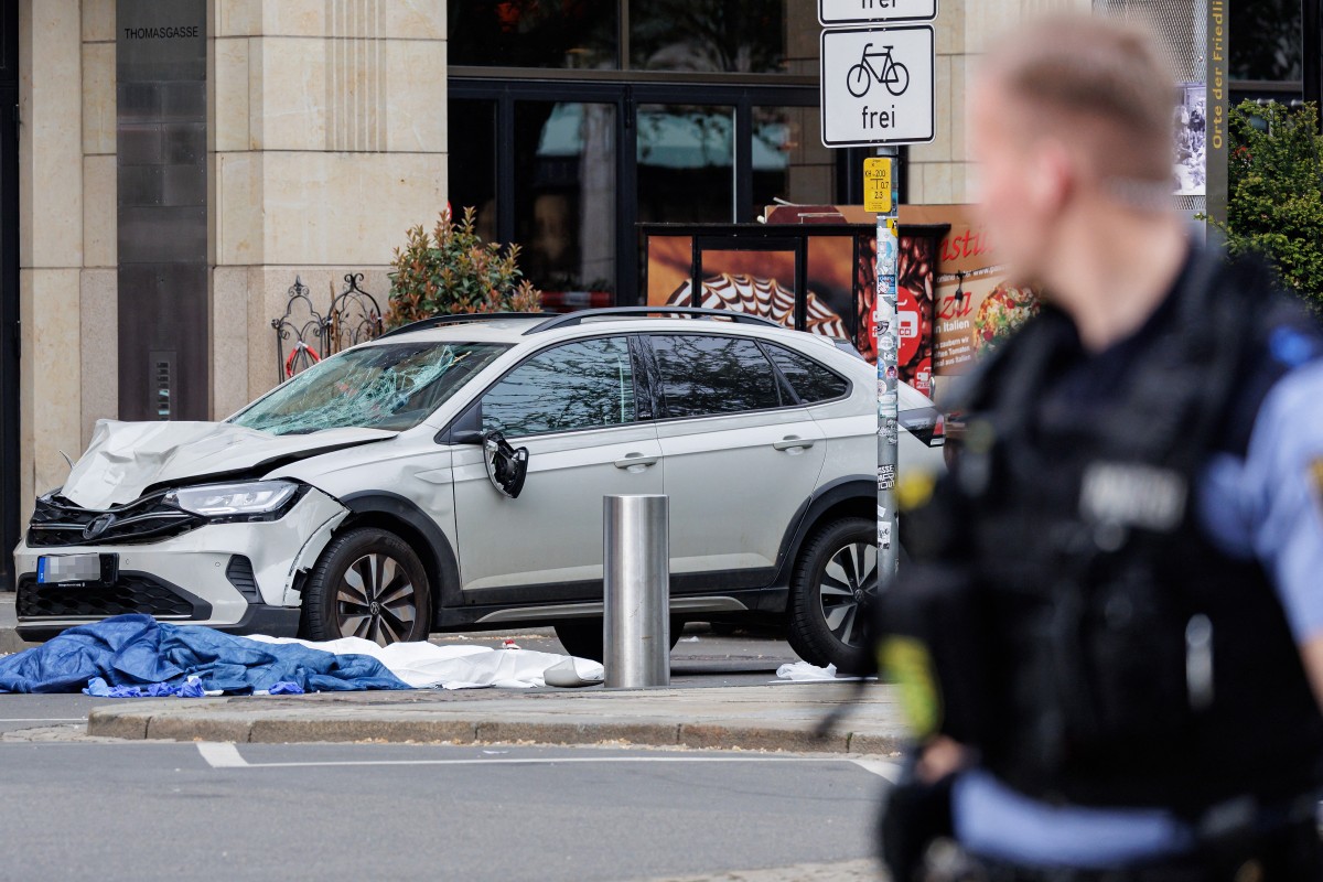 Two dead after car ploughs into people in Germany's Leipzig: mayor
