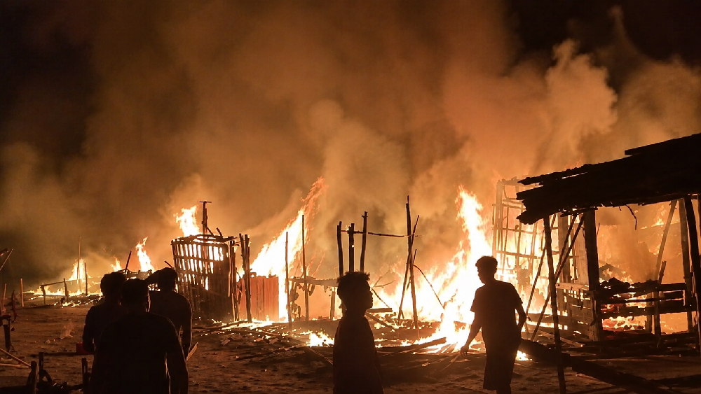 India detains, deports 5,000 Bangladeshis: State chief minister