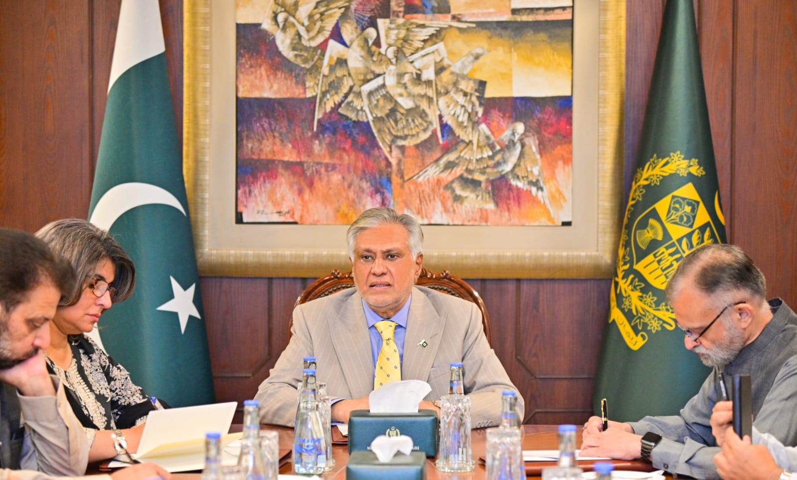 Pakistan FM chairs meeting on regional, global developments