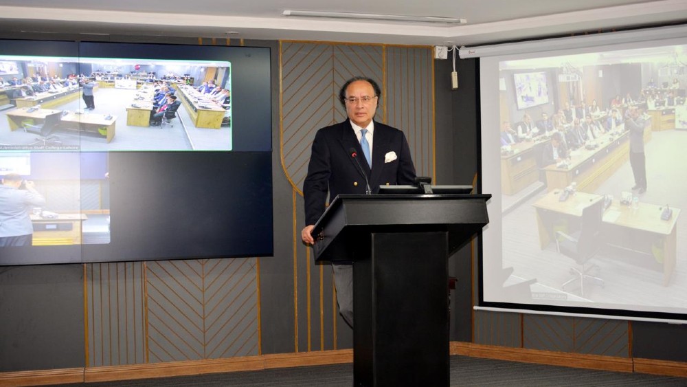 Pakistan minister to discuss reform progress during IMF meetings in Washington 