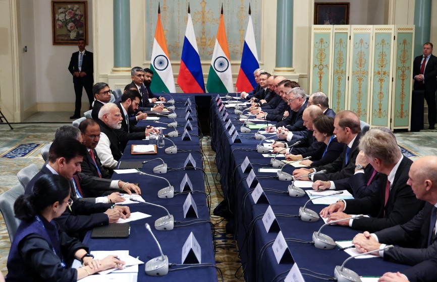 India signs aircraft deal with sanctioned Russian firm