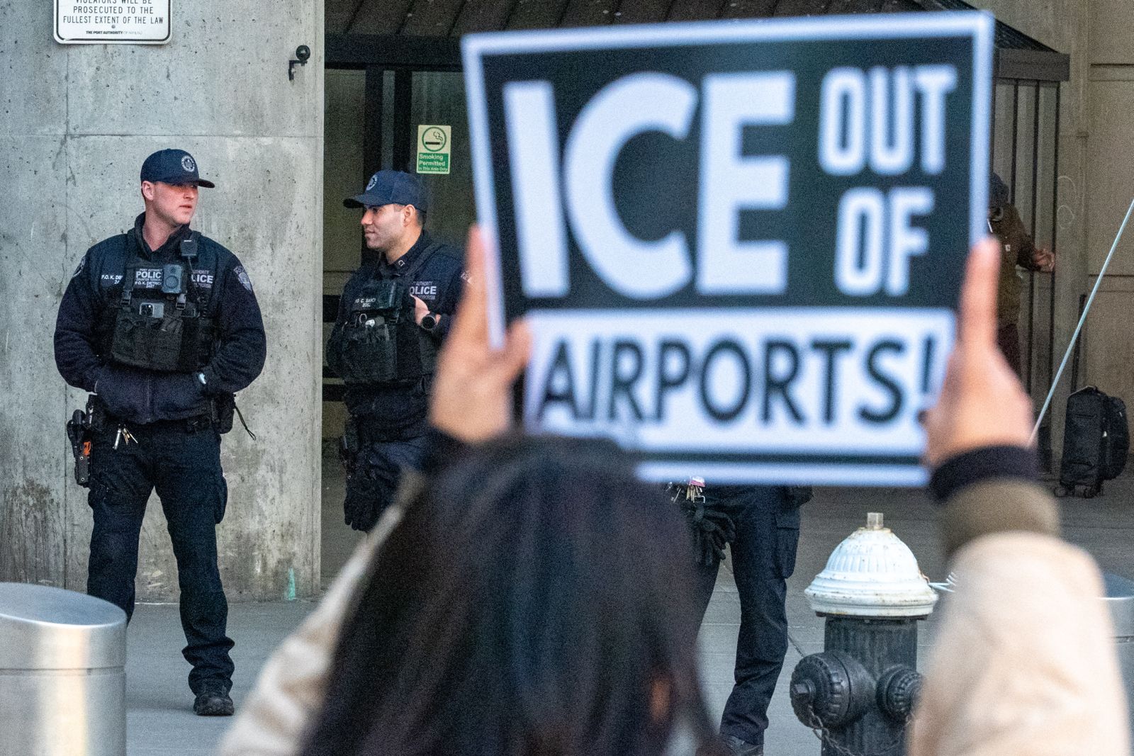 New York governor orders US immigration agents to unmask