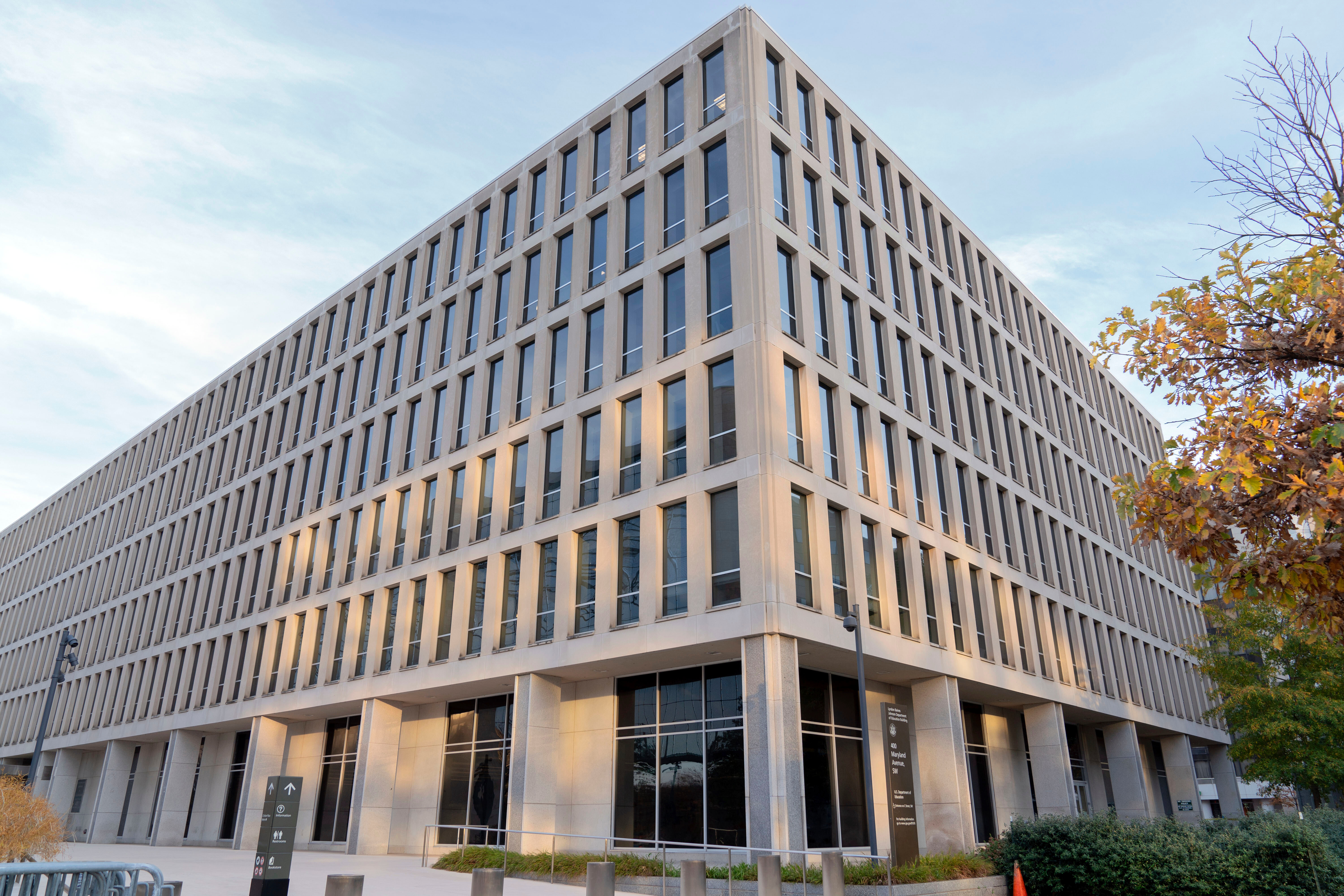 US shutdown to impact student loans, FAFSA, and Education Department