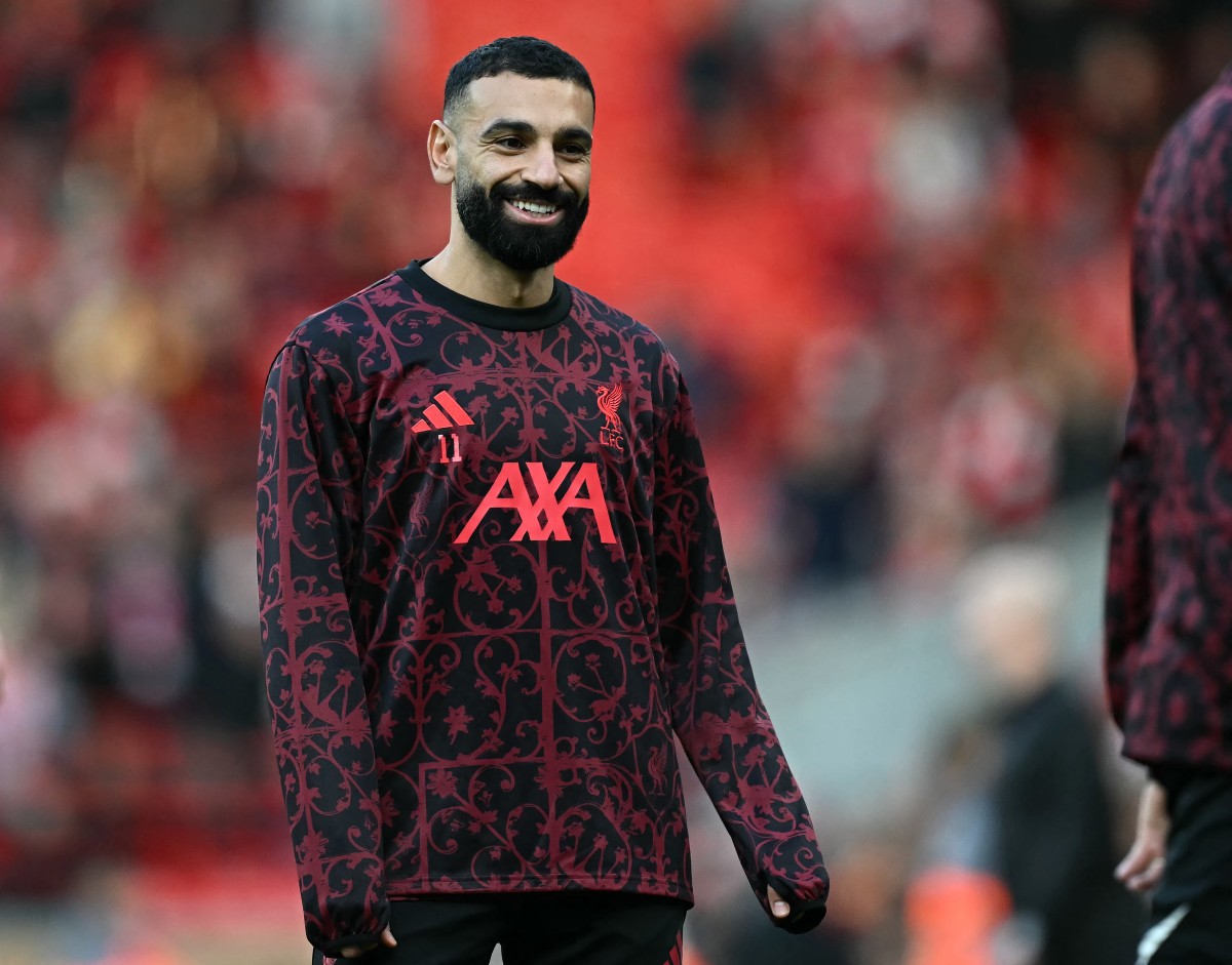 Liverpool's Slot says 'no issue to resolve' with Salah after outburst