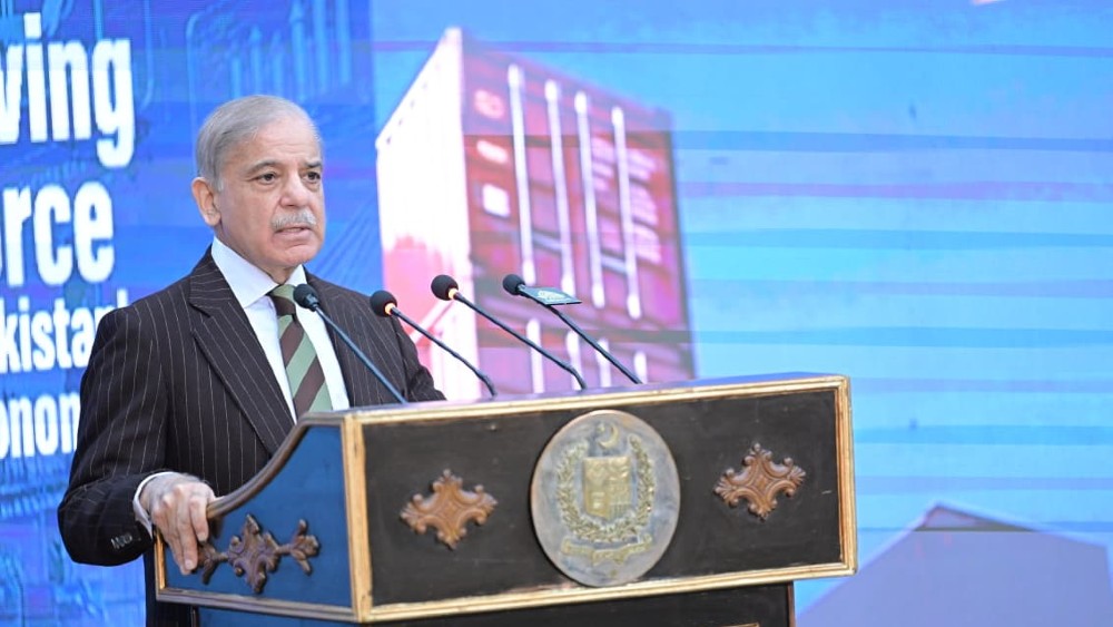 Pakistan PM lauds security forces for foiling attacks, killing terrorists