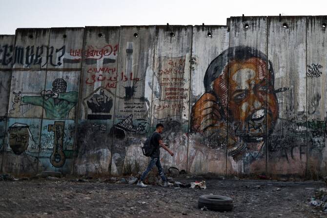 Jailed Palestinian leader Barghouti's writings to be collected in new book