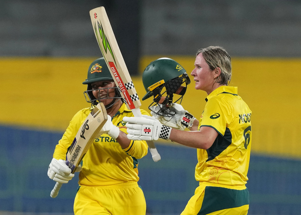 Mooney’s brilliant century rescues Australia after early collapse