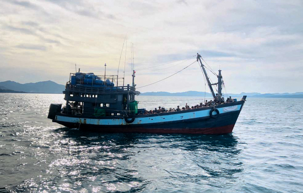 One dead, 10 rescued after boat with 90 migrants sinks: Malaysia police