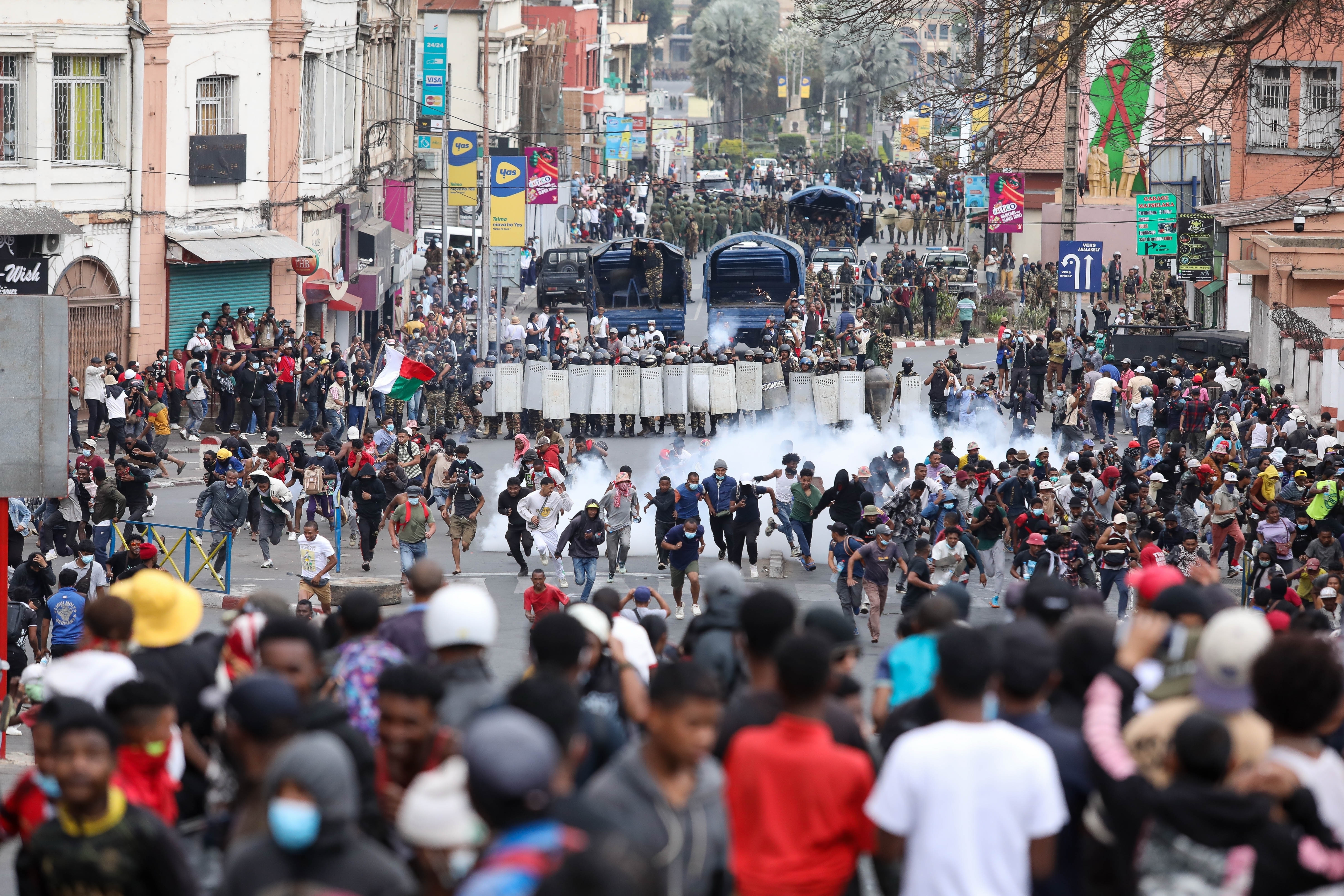 Madagascar president names army general as prime minister