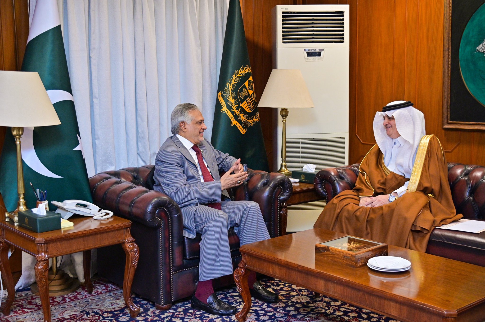 Pakistan ramps up diplomacy as regional peace efforts continue