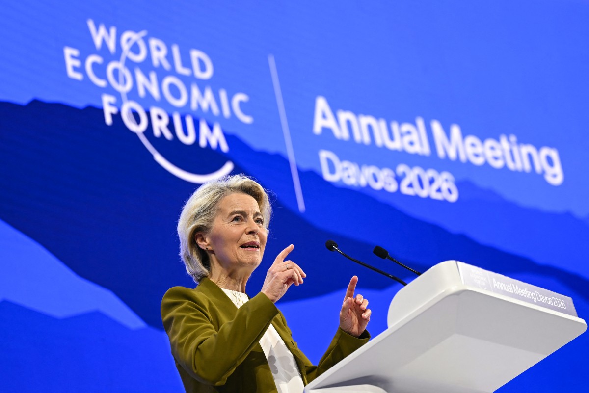 European Commission President Ursula von der Leyen delivers a speech during the World Economic Forum (WEF) annual meeting in Davos on January 20, 2026.(Photo by FABRICE COFFRINI / AFP)