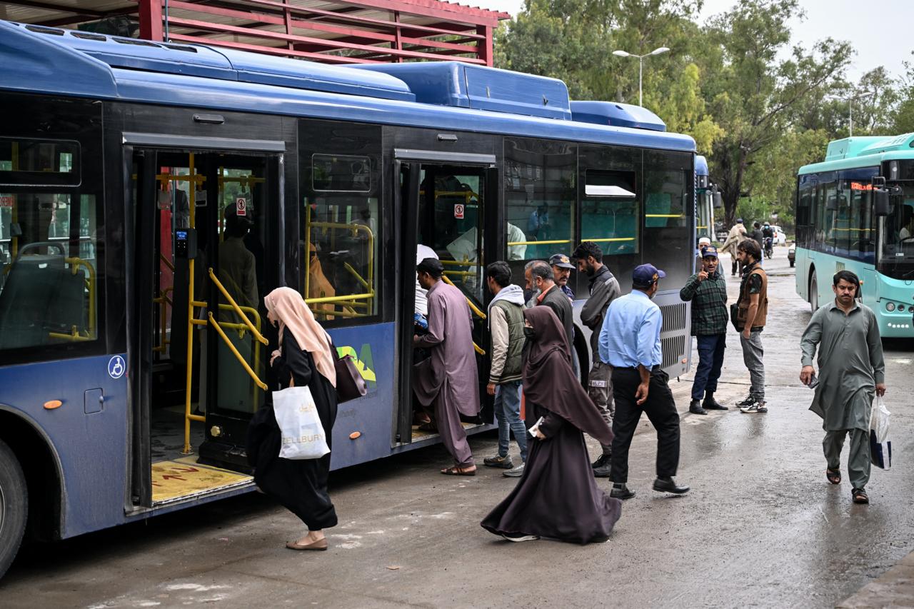 Islamabad-Bus-AFP