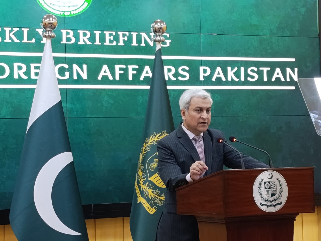 Pakistan highlights mediation efforts, diplomacy at Foreign Office briefing 