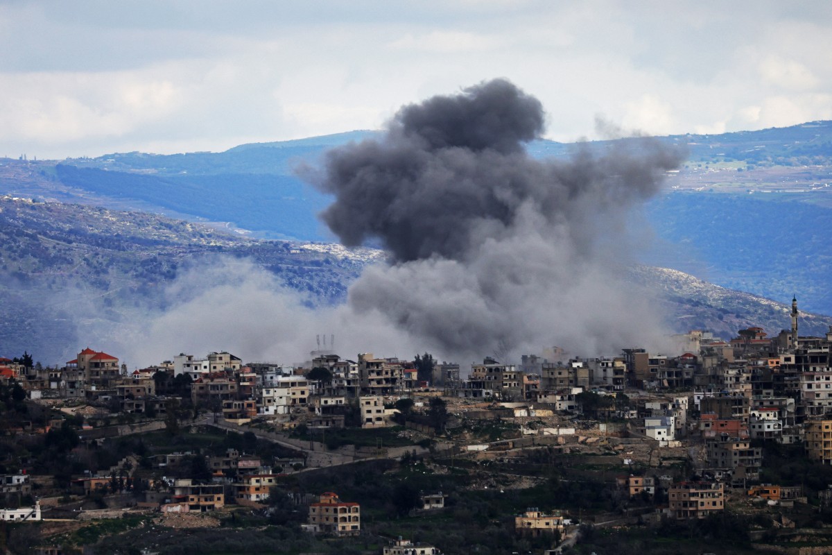 Pakistan PM condemns Israel attacks on Lebanon, urges regional de-escalation