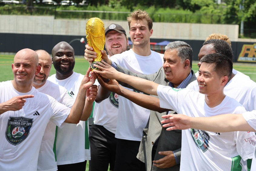 Pakistan embassy hosts Diplomatic Trionda Cup to celebrate FIFA World Cup 