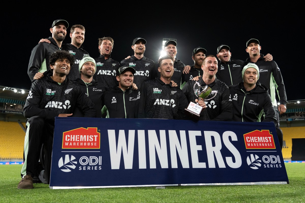 England's batting exposed as New Zealand seal ODI series sweep