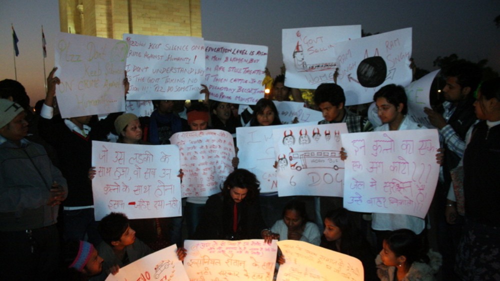 Hundreds of students protest Delhi gang rape incident