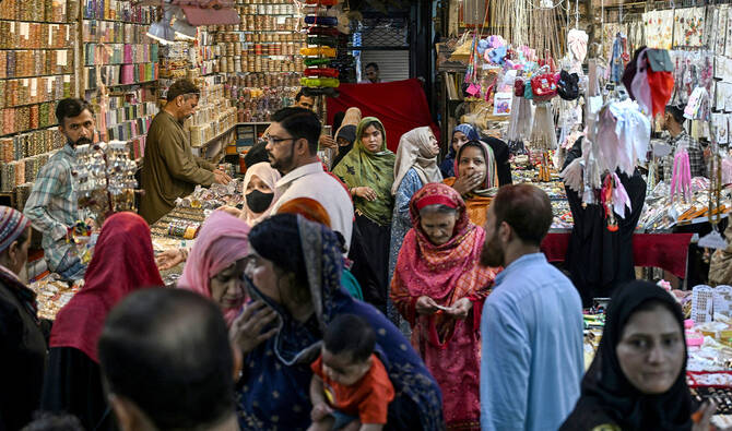 Pakistan posts back-to-back credit wins as economy improves