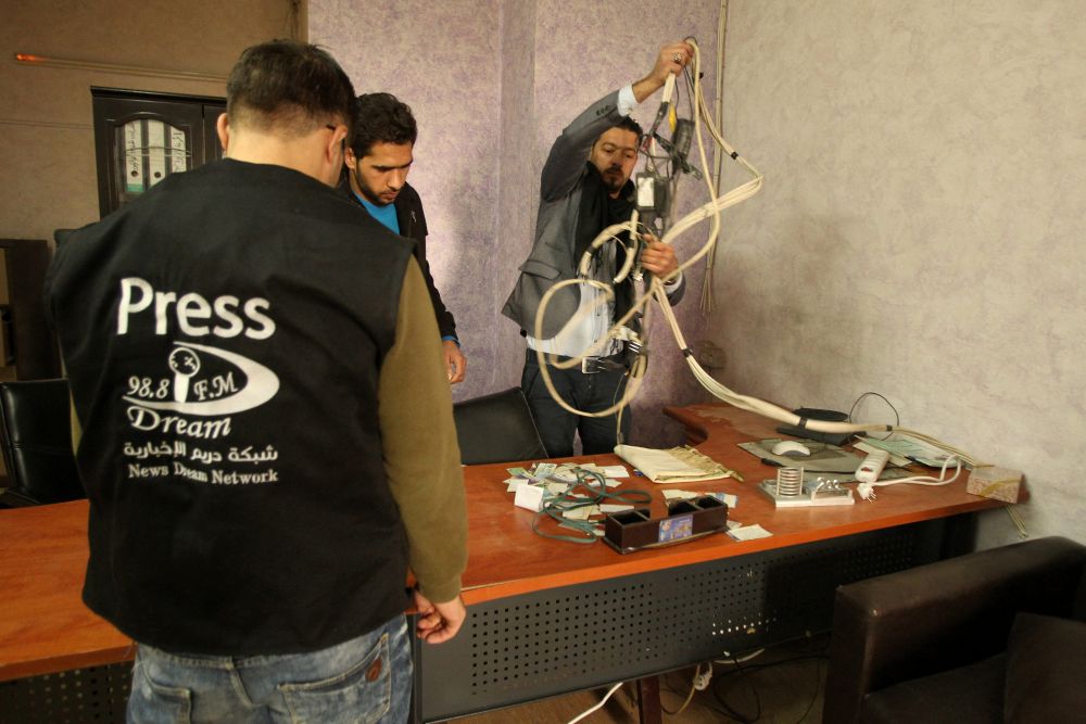 Israel extends power to ban broadcasts deemed harmful to security