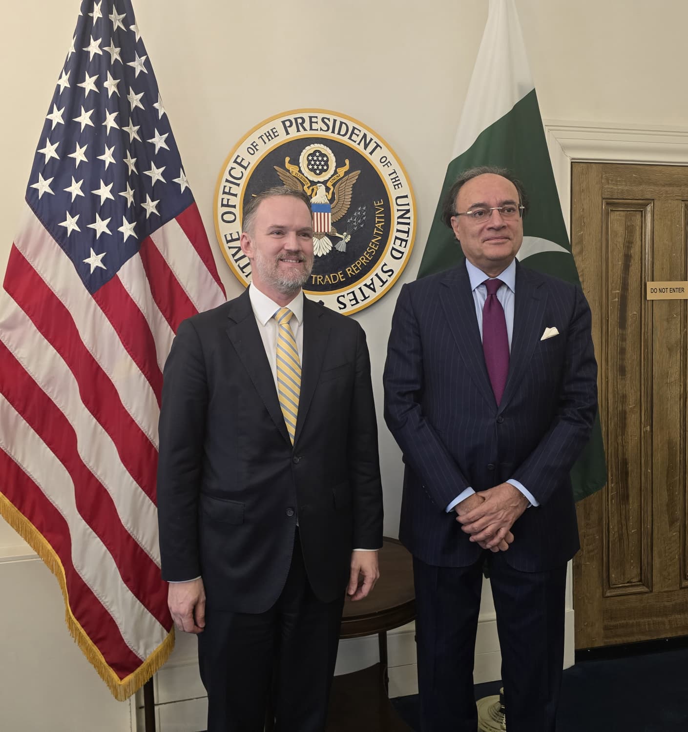Pakistan, US discuss trade expansion in Washington
