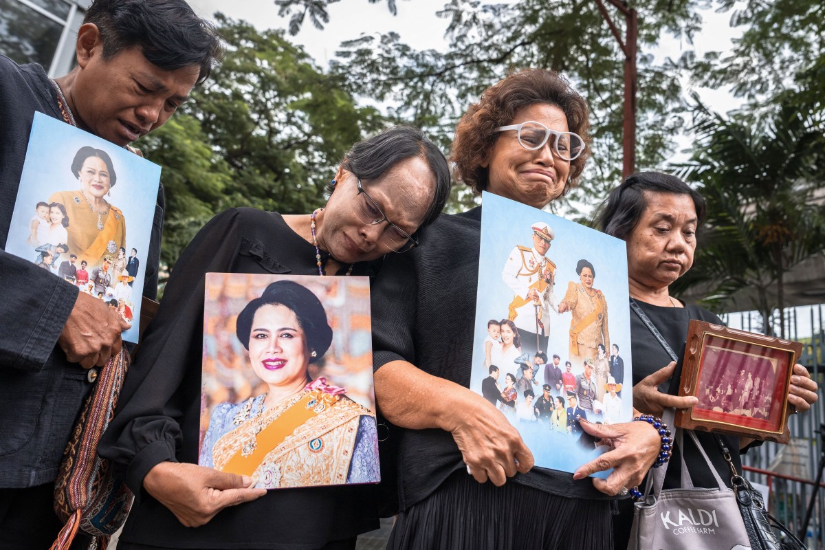 Year-long funeral starts for Thailand's former queen Sirikit