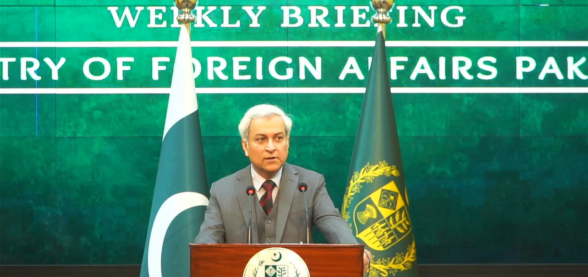 Pakistan condemns Israeli recognition of Somaliland, presses OIC on Kashmir