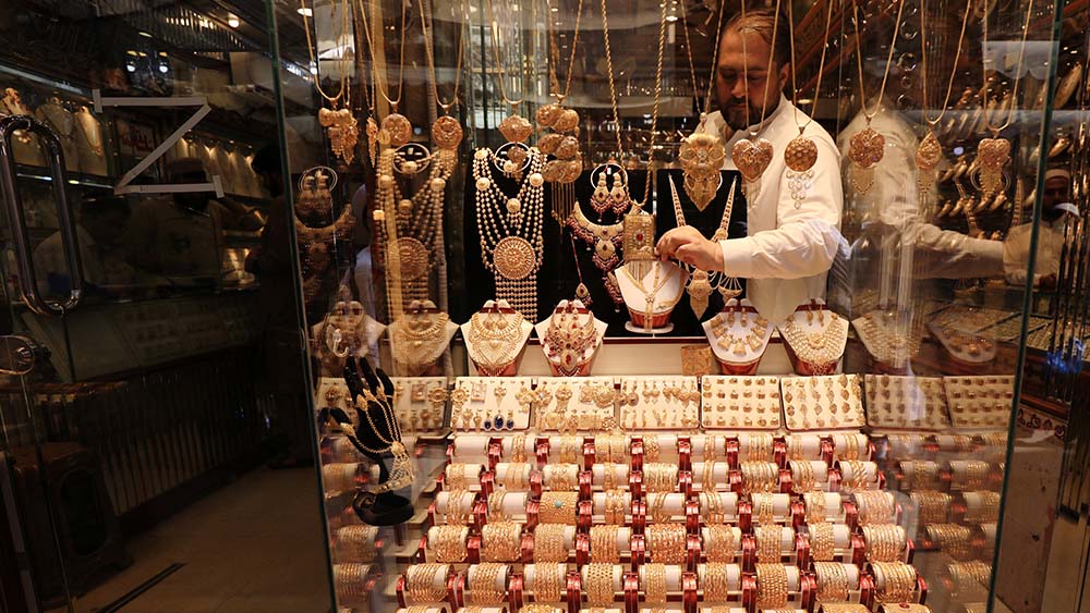 Eight-week gold surge rocks global markets amid tariff uncertainty