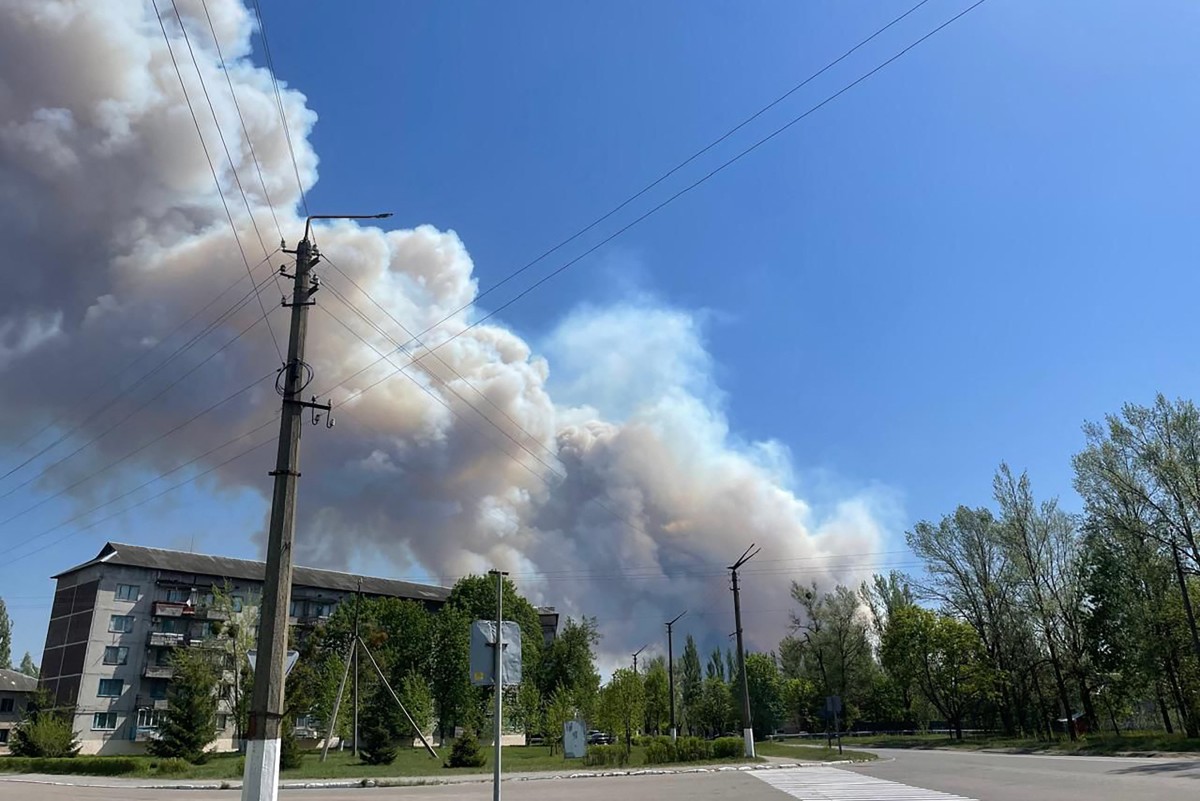 Forest fire burns near Chernobyl nuclear plant after drone crash
