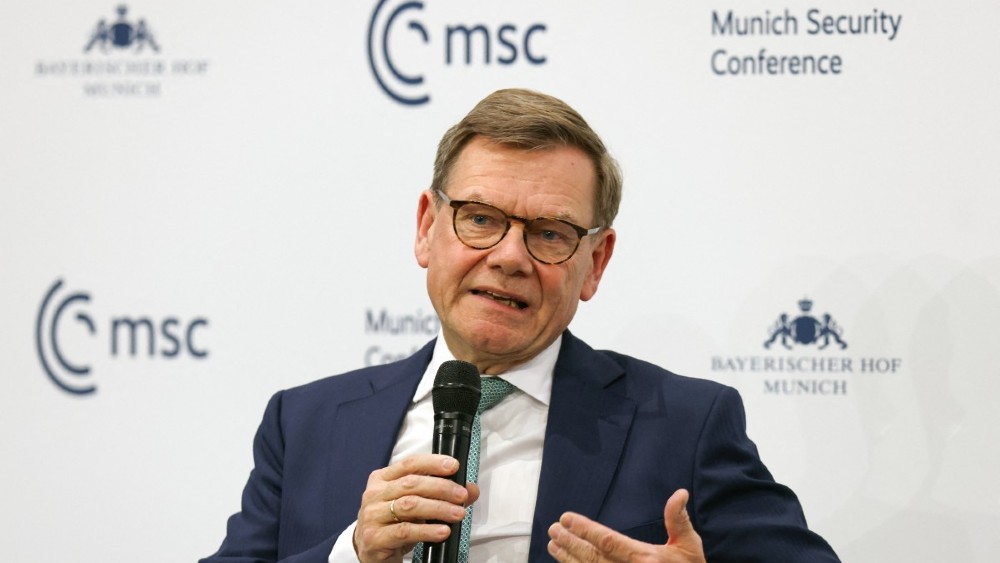 German foreign minister slams France over defense spending 