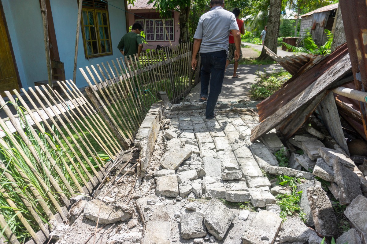 Philippine disaster agency confirms 8 dead in quake