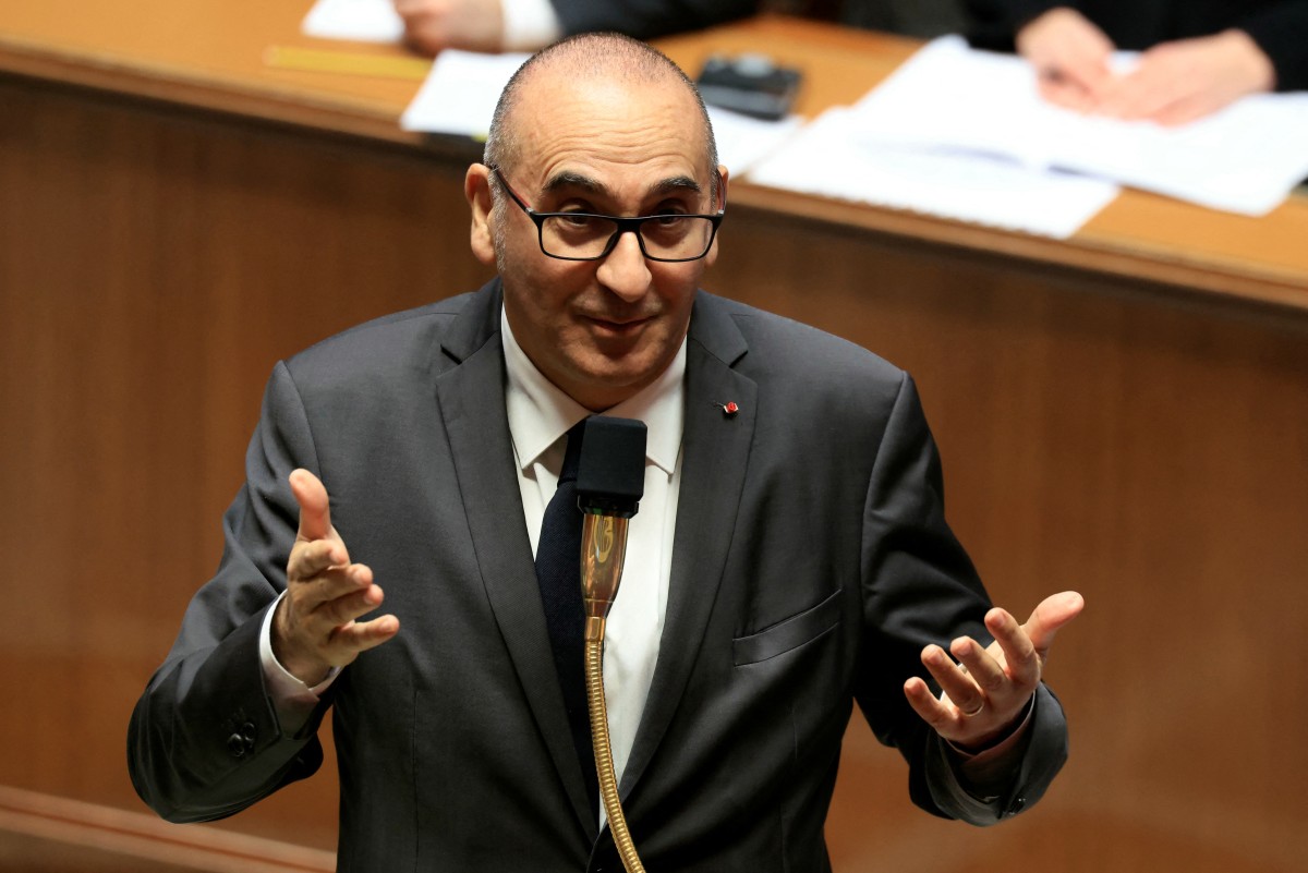 French interior minister opposes 'stigmatising' hijab ban for minors