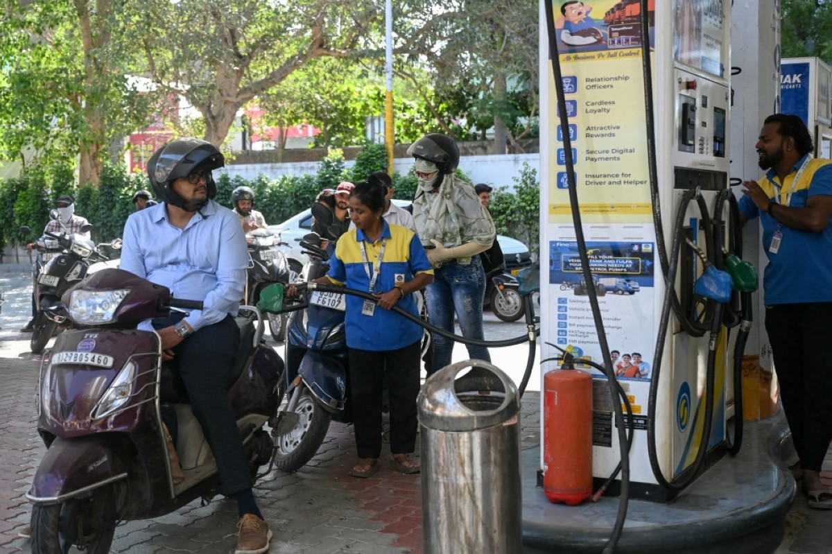 India records LPG supply gap of 400,000 barrels per day: Kpler data 