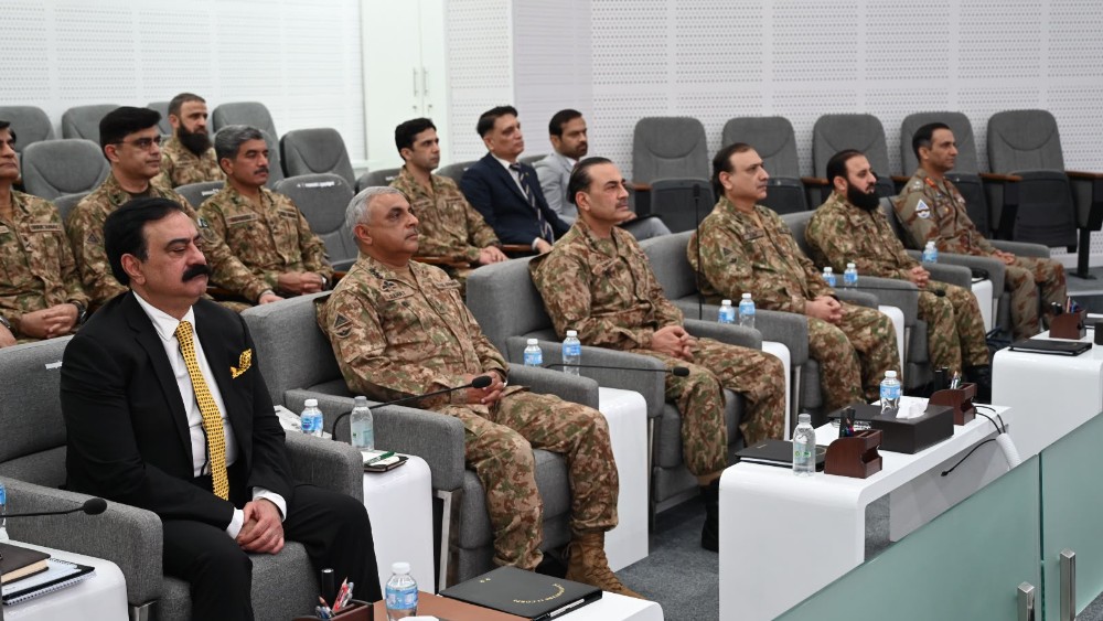 ‘Peace, prosperity, well-being of Balochistan remain central,’ CDF Munir says