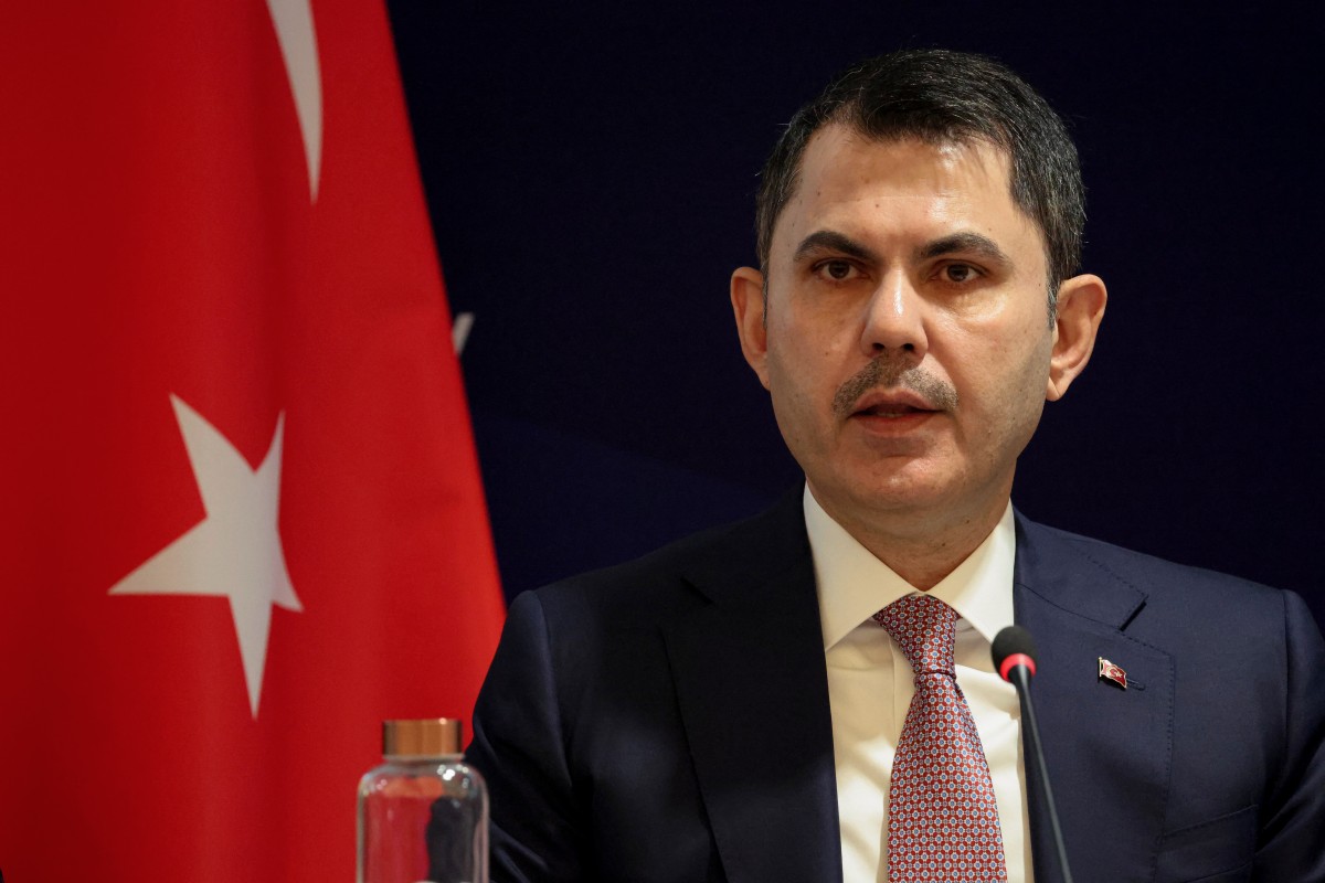 Just telling nations to quit fossil fuels 'not realistic': COP31 chief