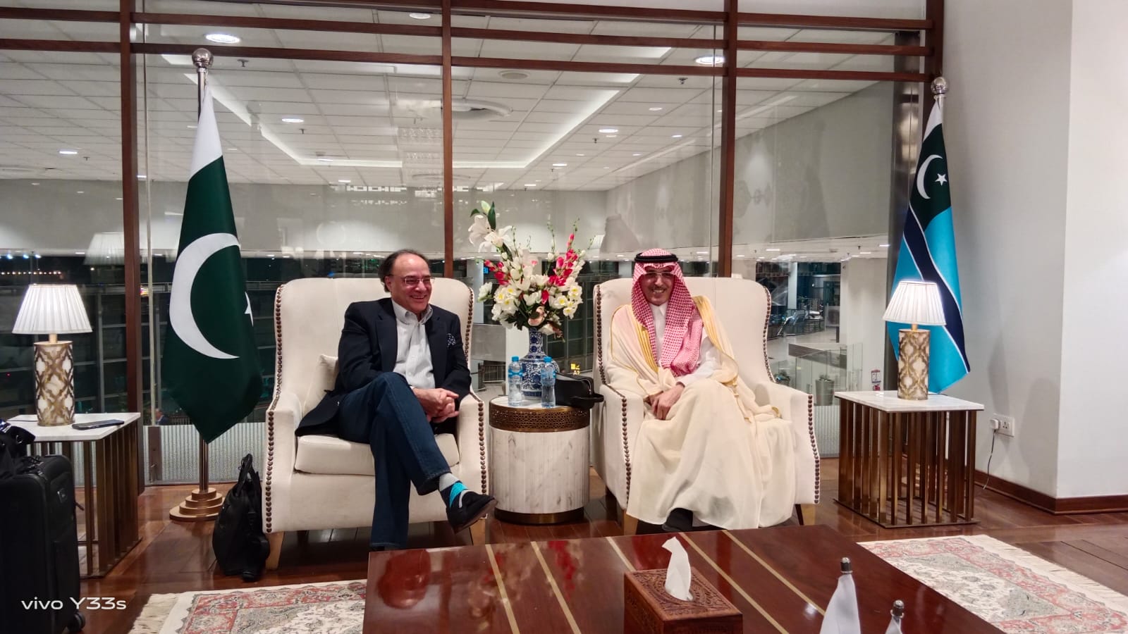 Saudi finance minister holds talks in Pakistan on economic cooperation