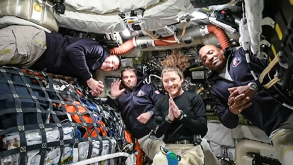 Artemis astronauts pass half-way point on way to Moon