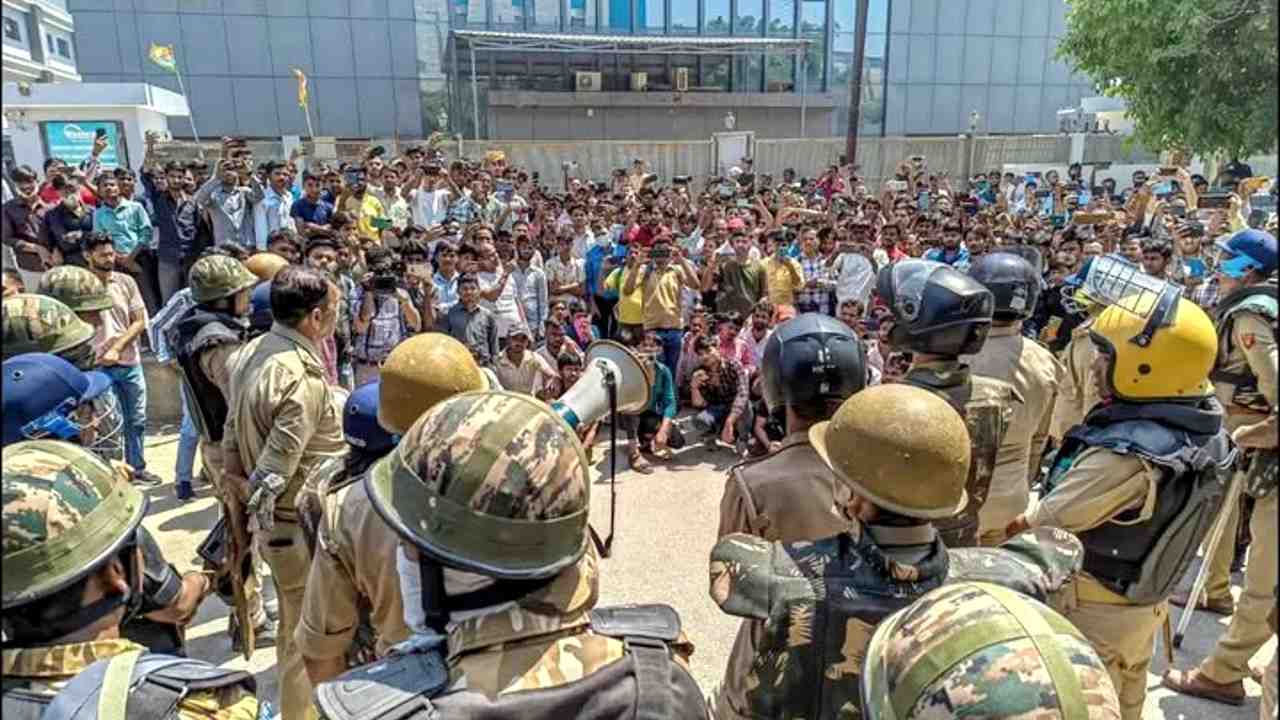 Strikes and violence mark wave of unrest in India's 2026 economy