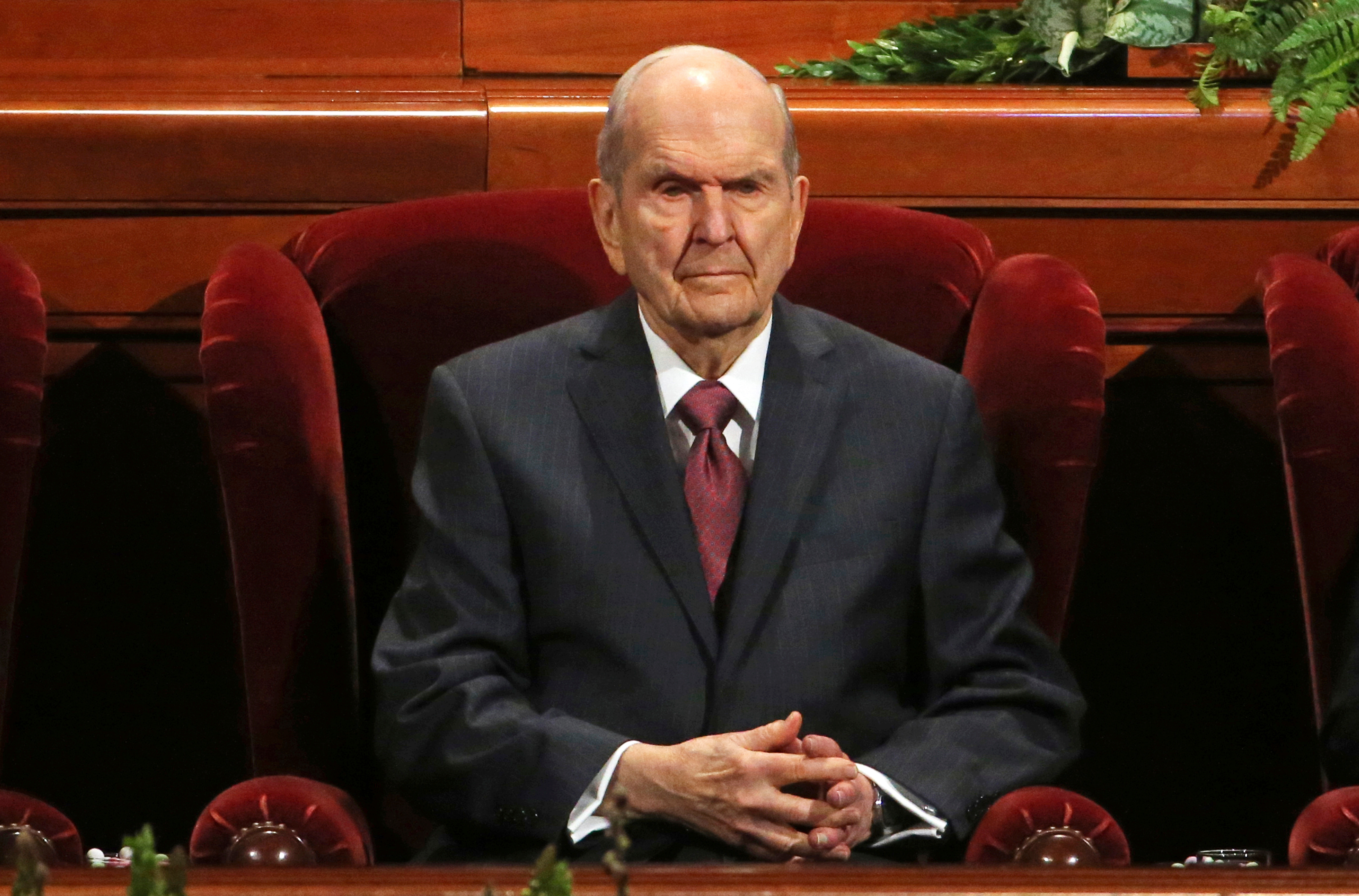 Head of Mormon church dies at 101