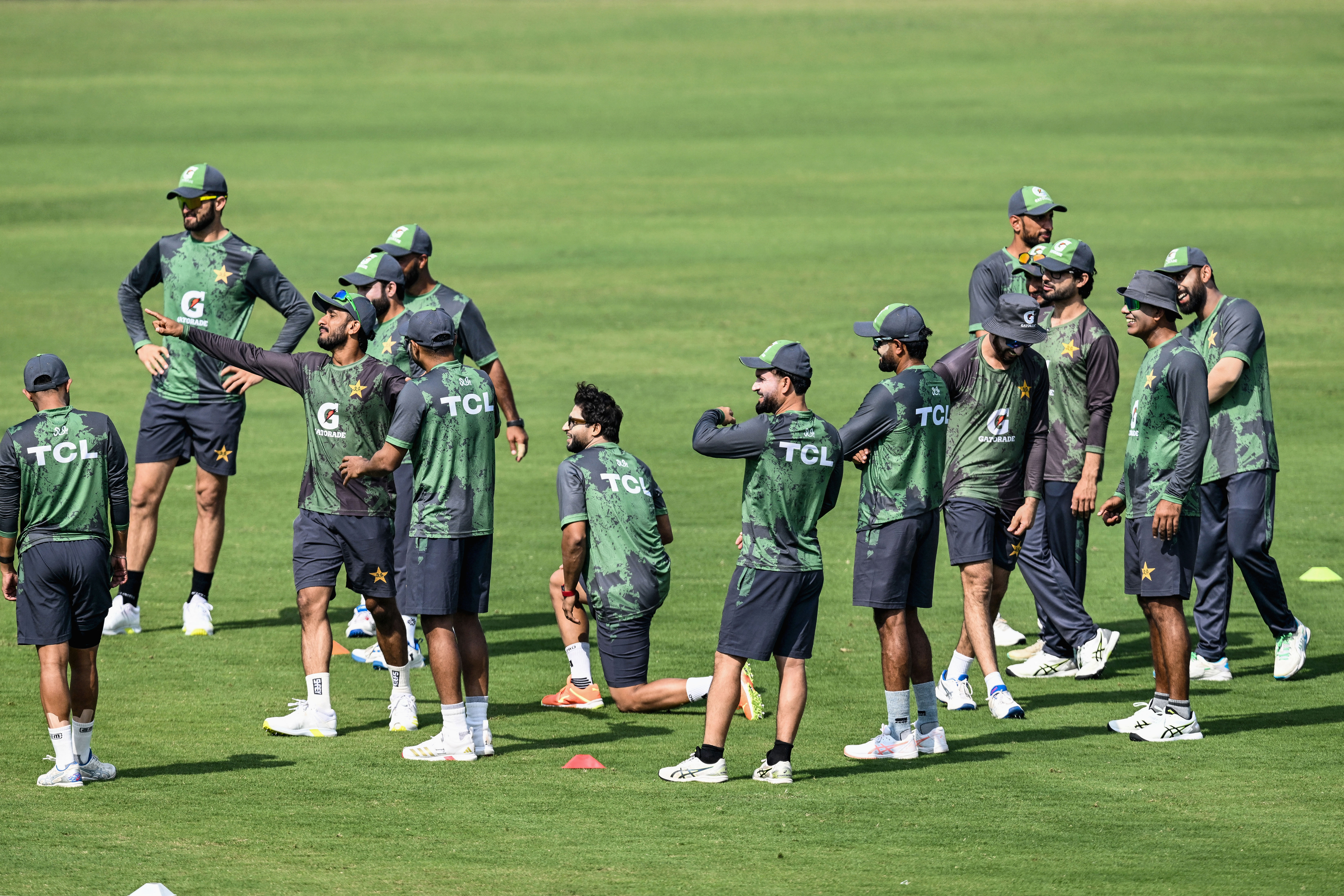 Pakistan mull third spinner as they look for South Africa sweep