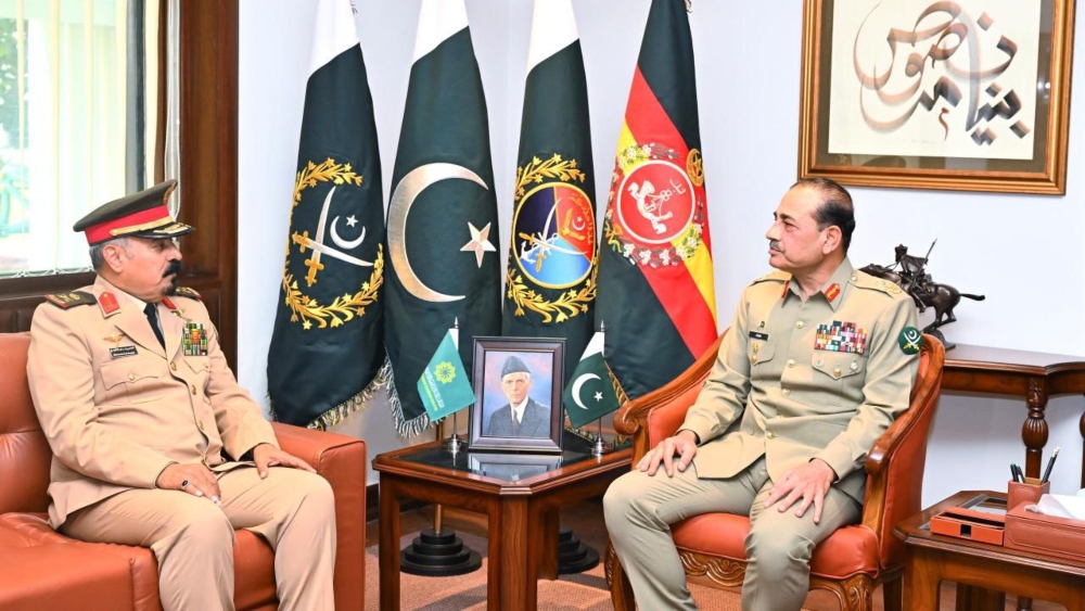 IMCTC secretary general meets Pakistan army chief to boost counterterror cooperation