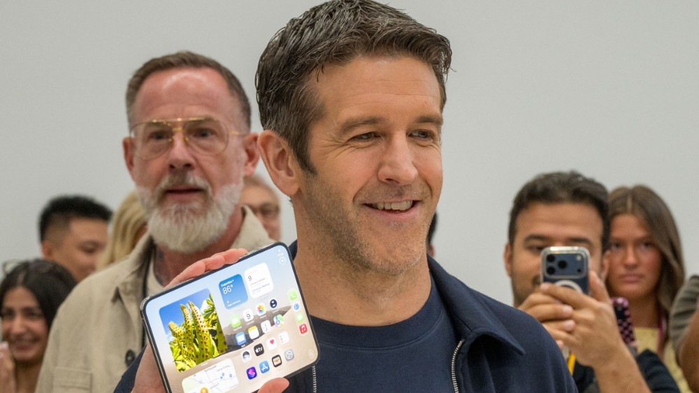 Apple unveils its first foldable smartphone iPhone Duo