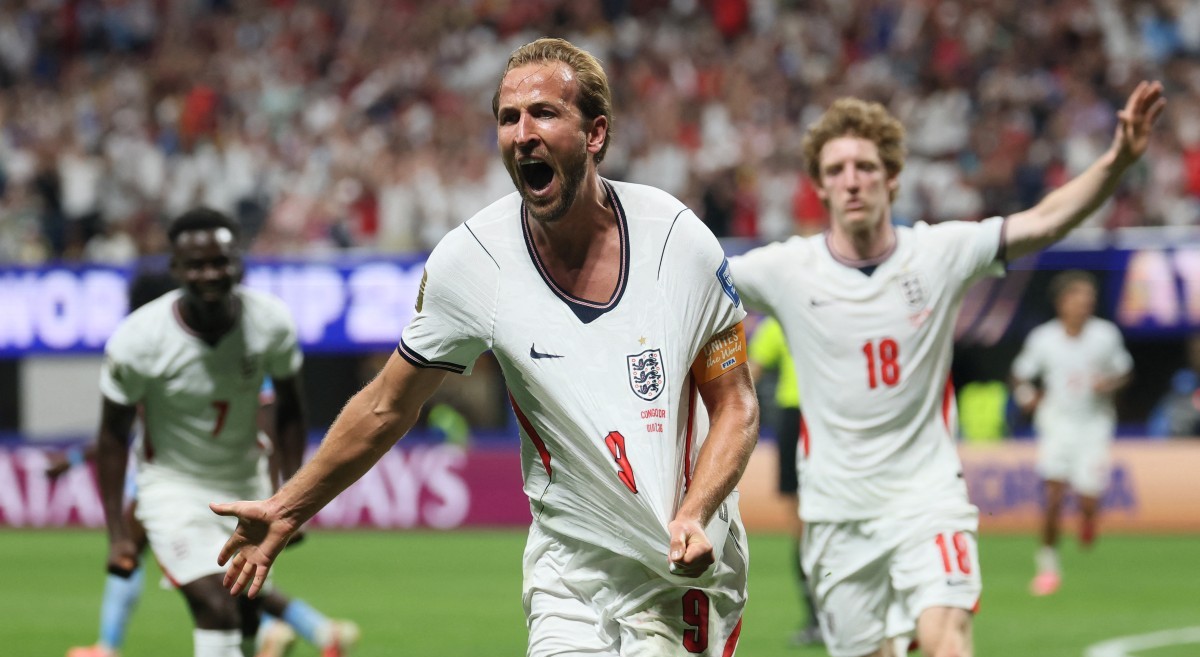 Kane rescues England from DR Congo calamity to reach World Cup last 16